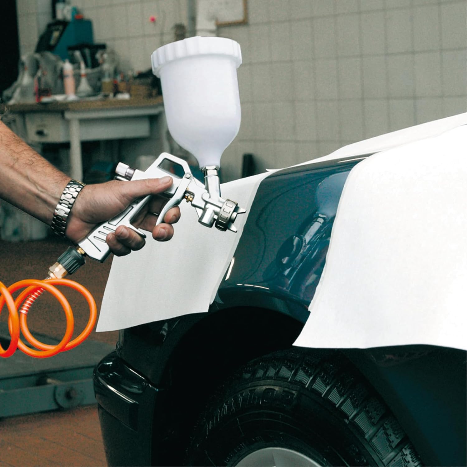 Pistolet à peinture (godet supérieur 0,6 L, Pression 3-3,5 bar) Industrial