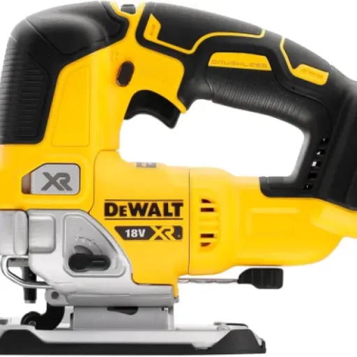 Test DEWALT Scie Sauteuse : Elle découpe sans fil, mais sans batterie non plus
