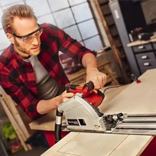 Test Einhell TE-PS 165 : La scie plongeante qui fait le job sans chichis