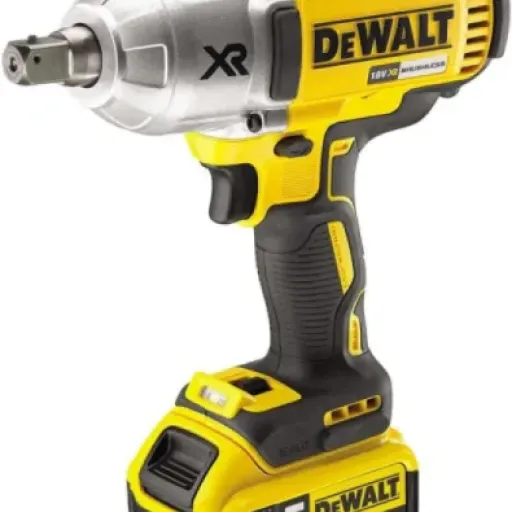 Test DEWALT DCF899P2-QW : la boulonneuse sans fil qui en impose