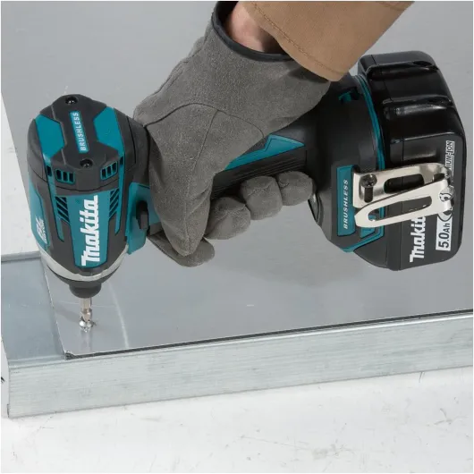 VISSEUSE À CHOCS MAKITA 18 V LI-ION 175 NM (machine nue) - DTD154Z 117 mm Bleu