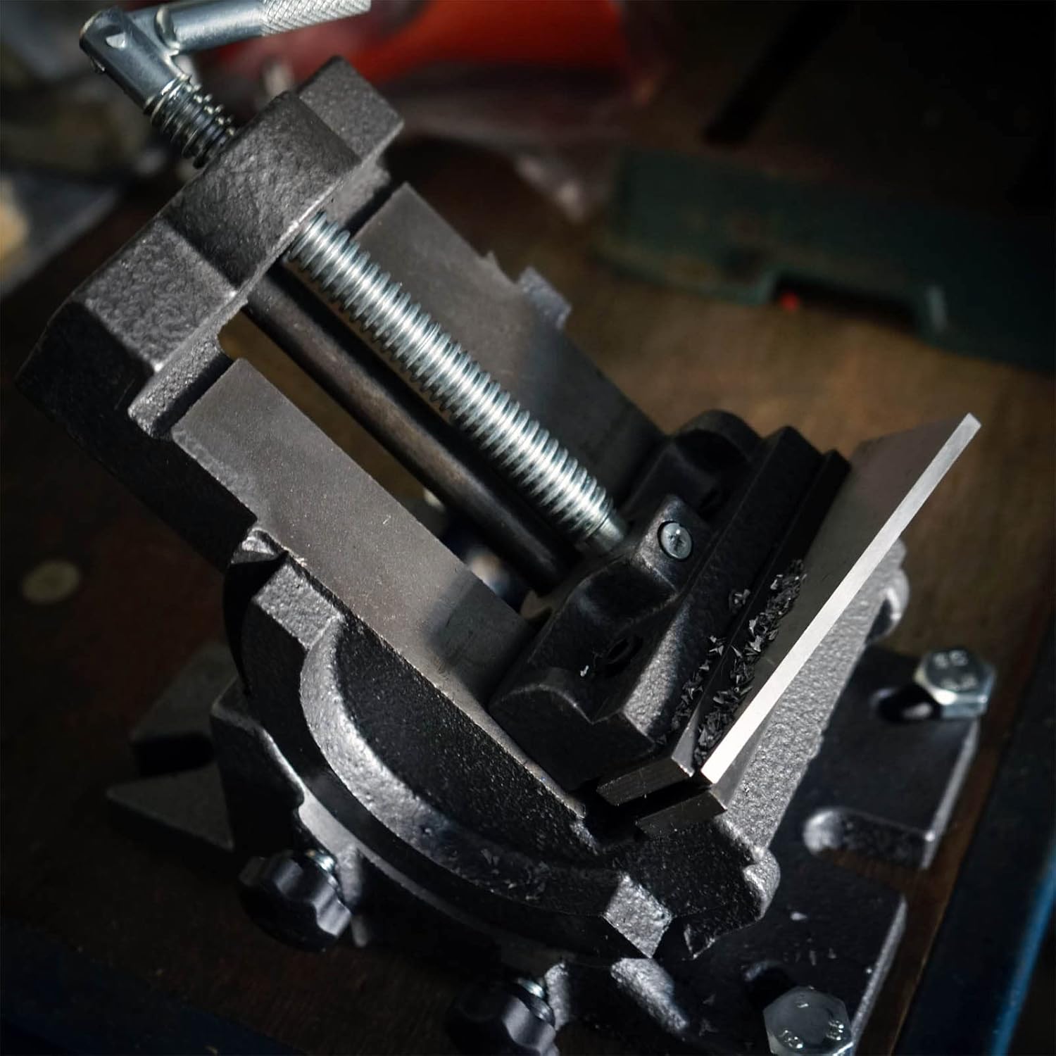 Étau de précision Largeur de mâchoires 100mm Pivotant Vertical Outil de maintien Établi Atelier 100 mm Acier allié 1 axe vertical