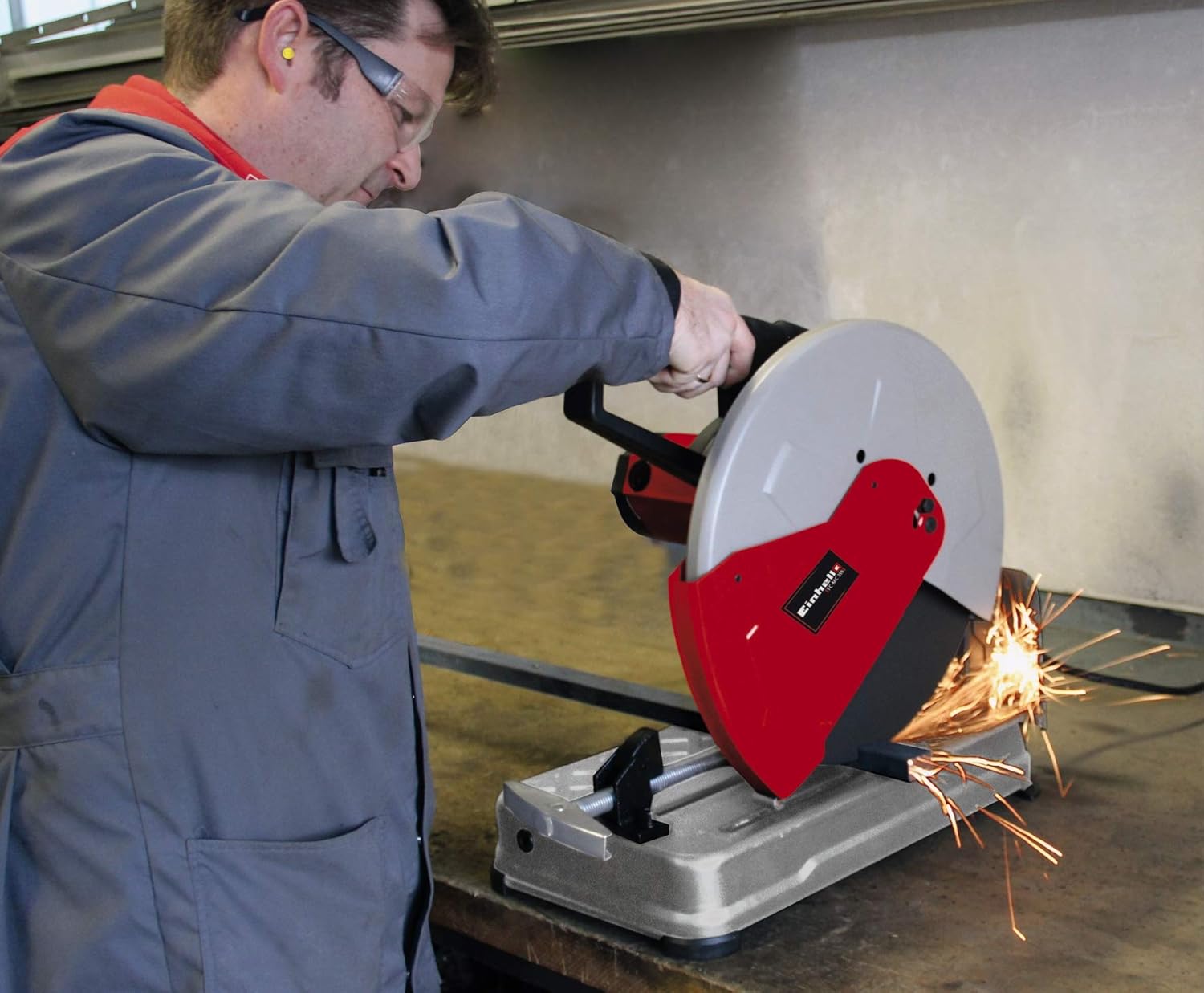 Tronçonneuse à métaux TC-MC 355 (2300 W, Disque à tronçonner Ø 355 x Ø 25.4 x 3 mm,Démarrage progressif, Mécanisme de serrage avec verrouillage rapide)