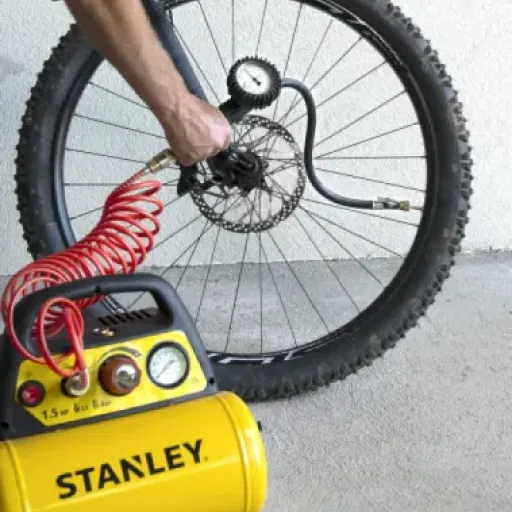 Test Stanley DN200/8/6 : le petit compresseur pratique pour le garage, avec quelques limites