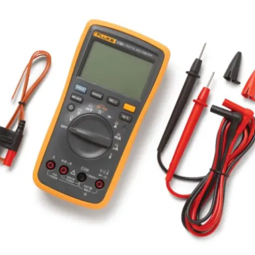 Test Fluke 17B+ Digital Multimeter : le multimètre sérieux pour bricoler sans se prendre la tête