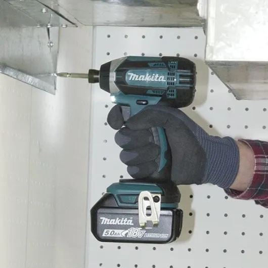 VISSEUSE À CHOCS MAKITA 18 V LI-ION 165 NM (MACHINE SEULE)- DTD152Z Unique